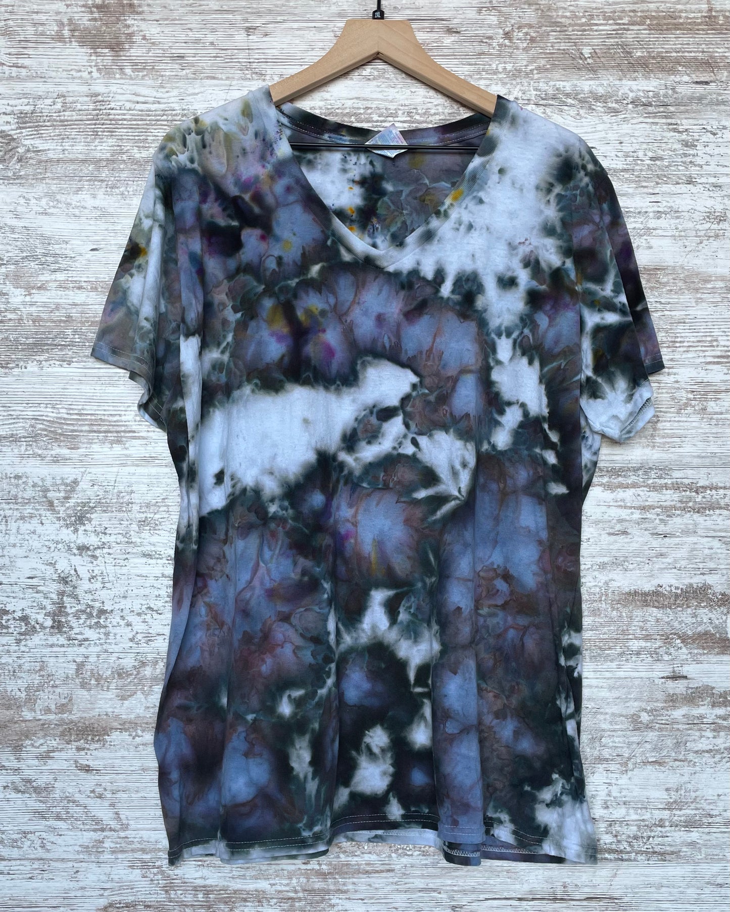 Moonlight Ice-Dyed Women's V-Neck T-shirt