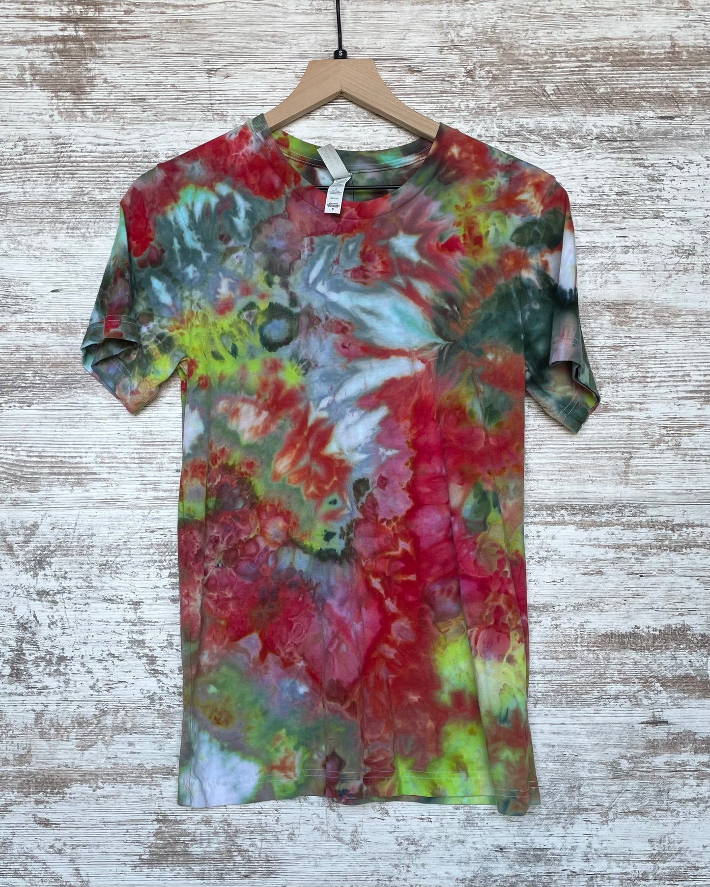 Unisex Adult Ice-Dyed T-shirt Red & Green